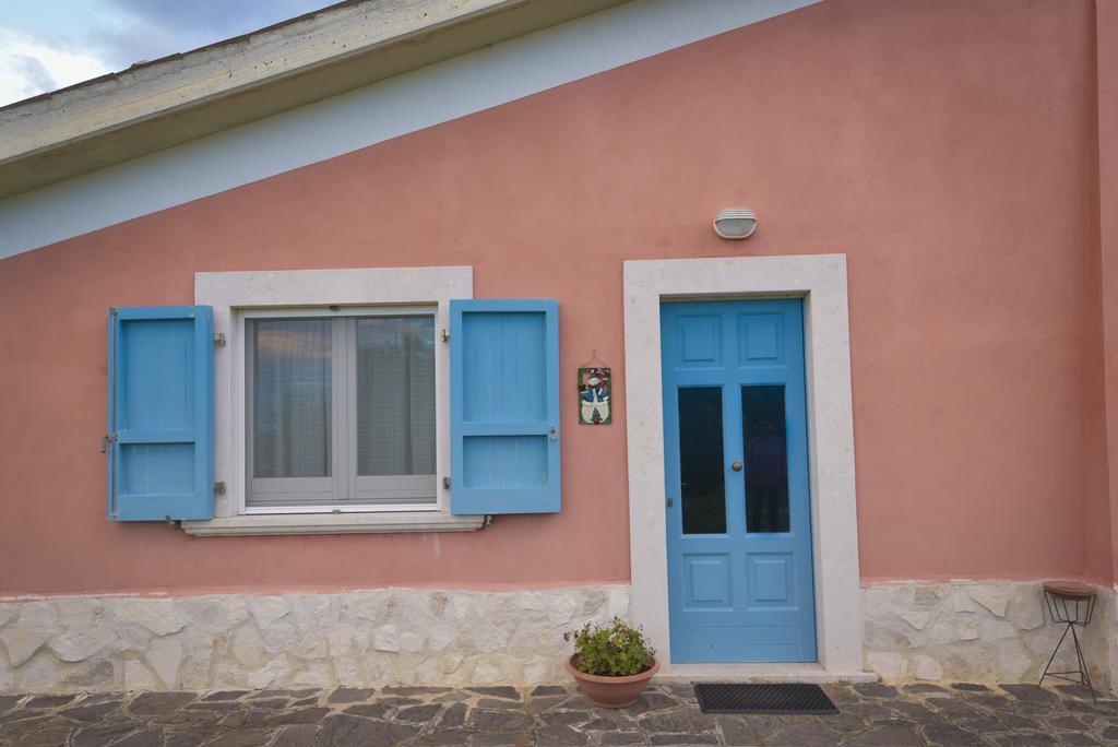 La Masseria Di Villa Giulia Tocco da Casauria Exterior foto